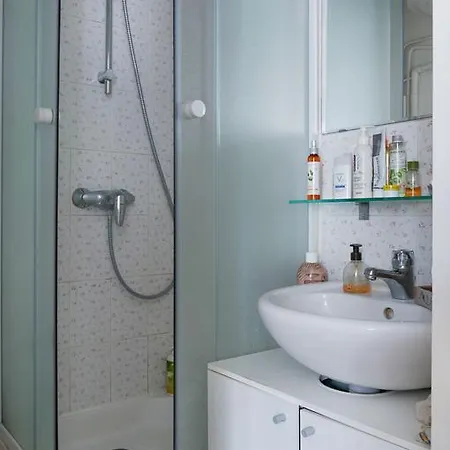 Confortable Studio - Alesia - Denfert Rochereau * Parijs