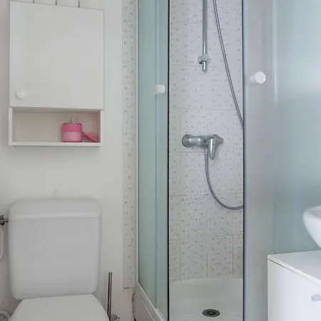 Appartement Confortable Studio - Alesia - Denfert Rochereau Parijs