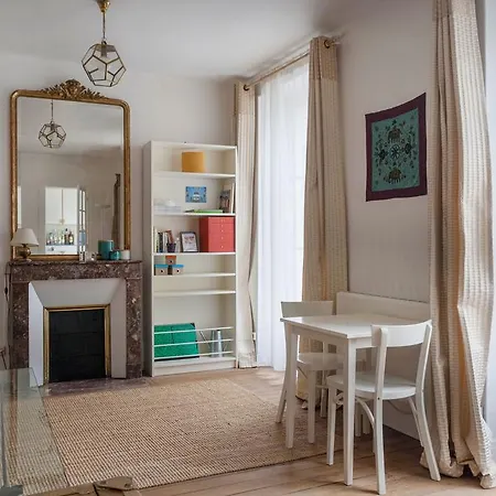 Appartement Confortable Studio - Alesia - Denfert Rochereau Parijs